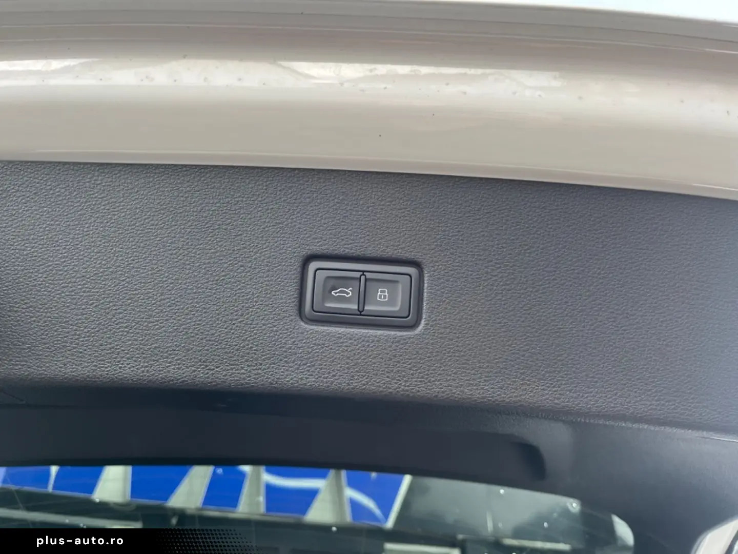 AUDI Q8 50 S Line Competition Plus  Pano AHK ACC VOLL