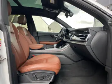 AUDI Q8 50 S Line Competition Plus  Pano AHK ACC VOLL