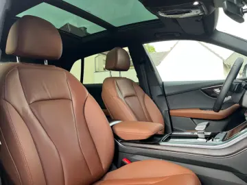 AUDI Q8 50 S Line Competition Plus  Pano AHK ACC VOLL