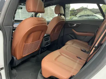 AUDI Q8 50 S Line Competition Plus  Pano AHK ACC VOLL