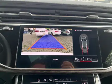 AUDI Q8 50 S Line Competition Plus  Pano AHK ACC VOLL