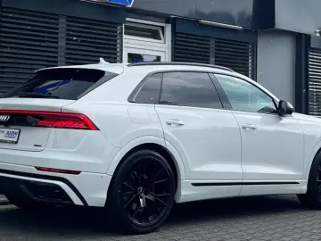 AUDI Q8 50 S Line Competition Plus  Pano AHK ACC VOLL