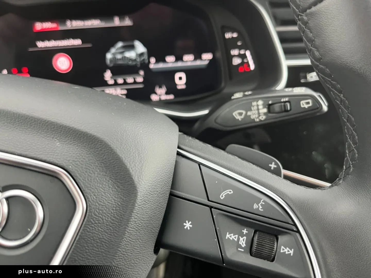 AUDI Q8 50 S Line Competition Plus  Pano AHK ACC VOLL