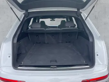 AUDI SQ7 TFSI QU MATRIX NAVI HuD B&O AIR ACC AHK PANO
