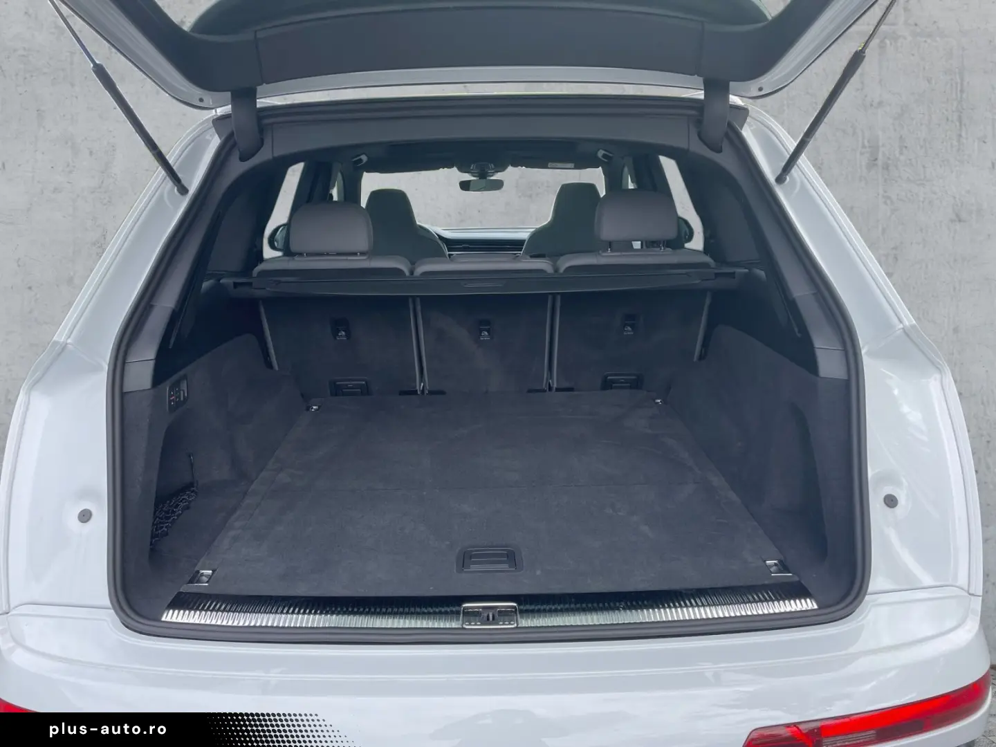 AUDI SQ7 TFSI QU MATRIX NAVI HuD B&O AIR ACC AHK PANO