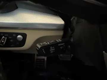 AUDI Q5 50 TDI quat. PANO LUFT HUD ACC NETTO 38.000