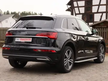 AUDI Q5 50TDI quattro PANO MATRX HUD AHK B&O KEYLESS