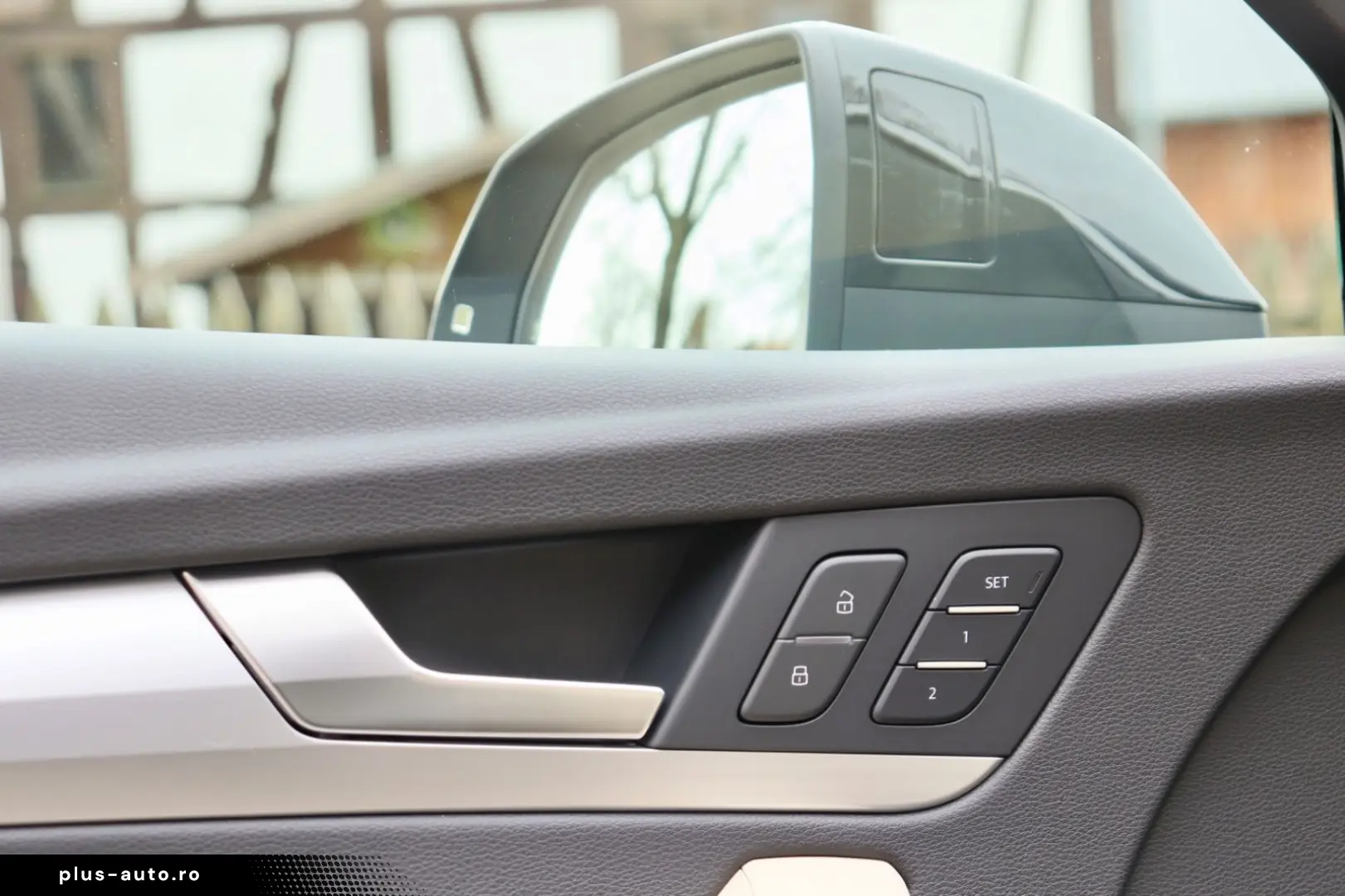 AUDI Q5 50TDI quattro PANO MATRX HUD AHK B&O KEYLESS