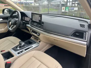 AUDI Q5 50TDI quattro PANO MATRX HUD AHK B&O KEYLESS