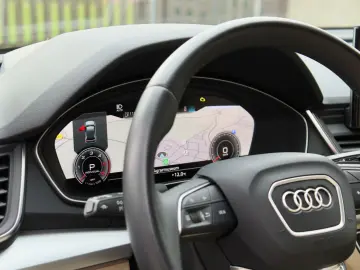 AUDI Q5 50TDI quattro PANO MATRX HUD AHK B&O KEYLESS