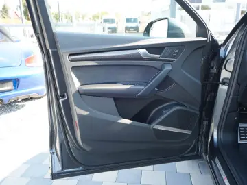 AUDI SQ5 Sportback  Quattro 1.Hand Pano B&O  Cam Sthz