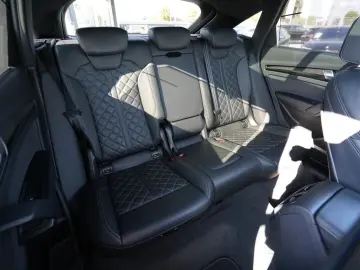 AUDI SQ5 Sportback  Quattro 1.Hand Pano B&O  Cam Sthz