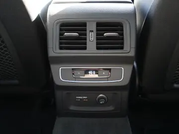 AUDI SQ5 Sportback  Quattro 1.Hand Pano B&O  Cam Sthz