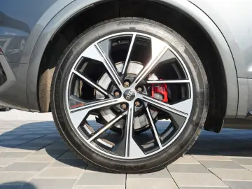 AUDI SQ5 Sportback  Quattro 1.Hand Pano B&O  Cam Sthz