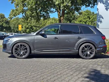 AUDI SQ7 TFSI BLACK PANO HUD 7-SITZER AHK B&O