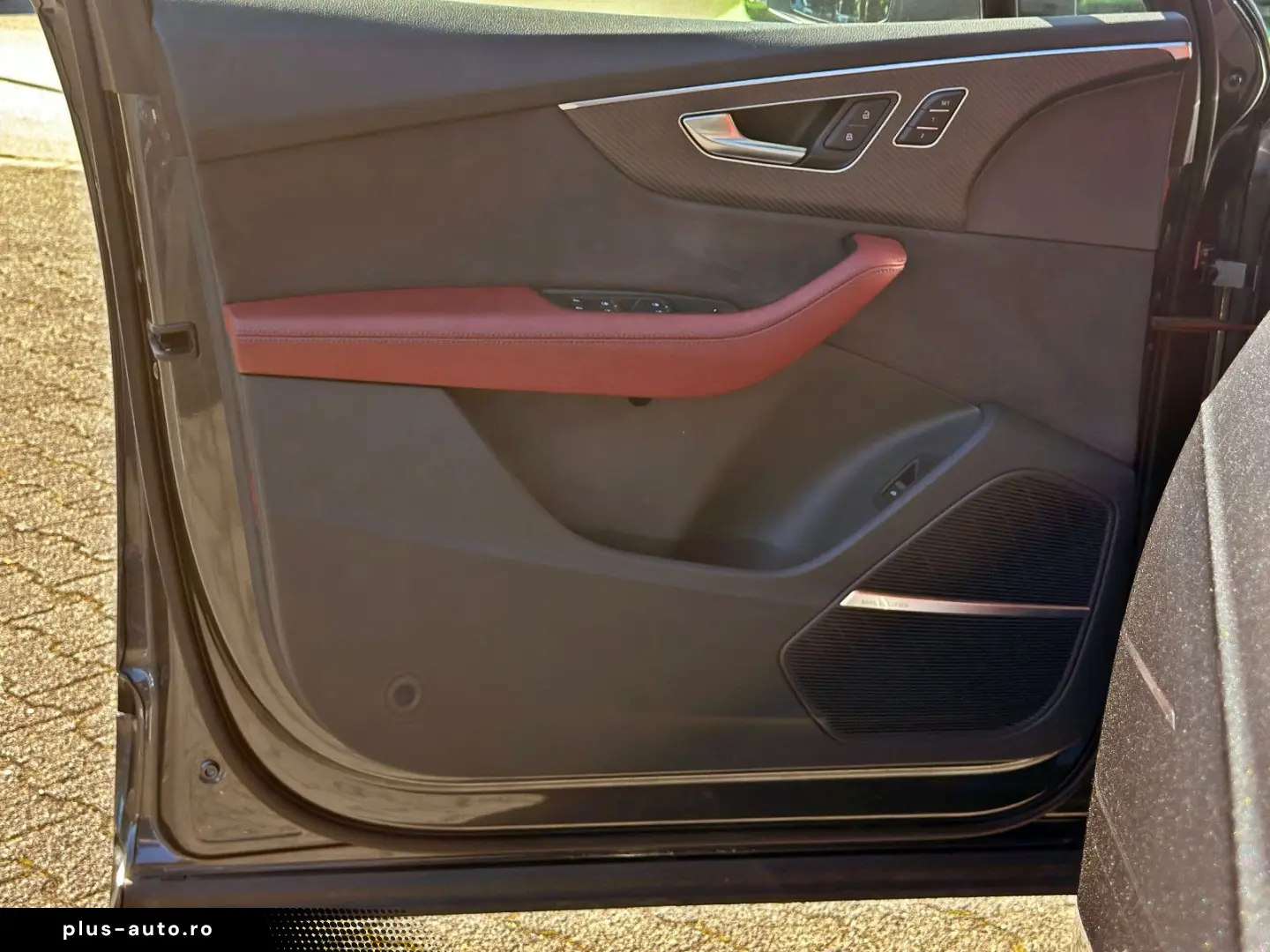 AUDI SQ7 TFSI BLACK PANO HUD 7-SITZER AHK B&O