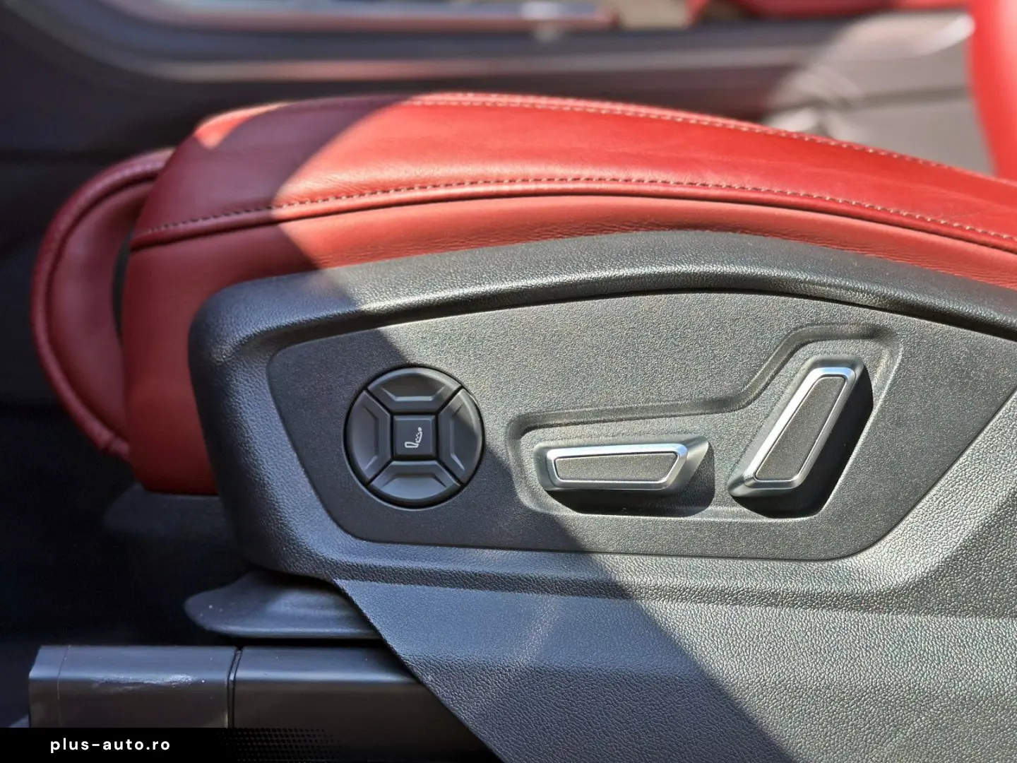 AUDI SQ7 TFSI BLACK PANO HUD 7-SITZER AHK B&O
