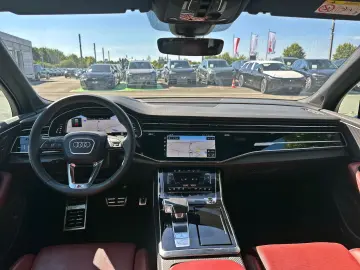 AUDI SQ7 TFSI BLACK PANO HUD 7-SITZER AHK B&O