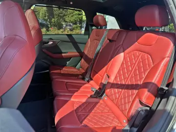 AUDI SQ7 TFSI BLACK PANO HUD 7-SITZER AHK B&O