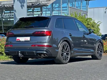 AUDI SQ7 TFSI BLACK PANO HUD 7-SITZER AHK B&O