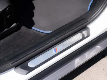 BMW X4 xDrive25d M Sport_2.0_Diesel_Bi_Turbo