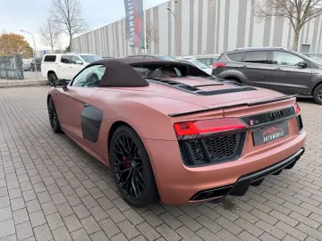 AUDI R8 Spyder Full Carbon Exclusive B&O 1 of 999