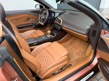 AUDI R8 Spyder Full Carbon Exclusive B&O 1 of 999
