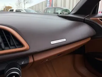 AUDI R8 Spyder Full Carbon Exclusive B&O 1 of 999