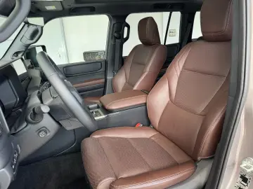 TOYOTA Land Cruiser 2.8 7 Sitz H-Up TEC JBL 360 PANORAM