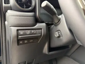 TOYOTA Land Cruiser 2.8 7 Sitz H-Up TEC JBL 360 PANORAM