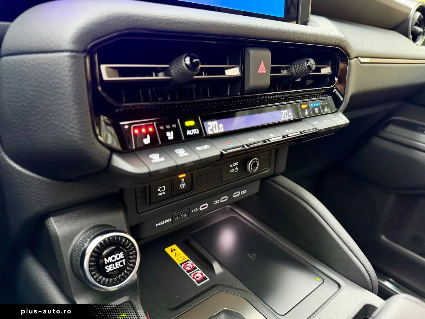 TOYOTA Land Cruiser 2.8 7 Sitz H-Up TEC JBL 360 PANORAM