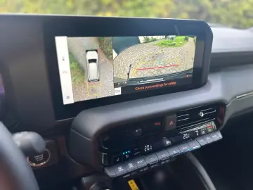TOYOTA Land Cruiser 2.8 7 Sitz H-Up TEC JBL 360 PANORAM