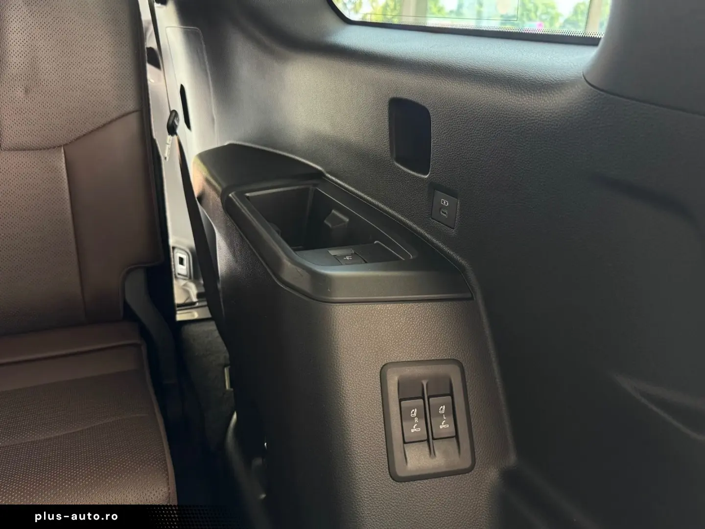 TOYOTA Land Cruiser 2.8 7 Sitz H-Up TEC JBL 360 PANORAM