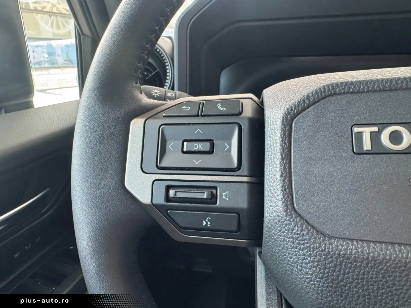 TOYOTA Land Cruiser 2.8 7 Sitz H-Up TEC JBL 360 PANORAM