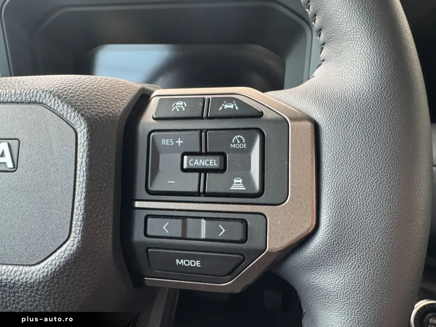 TOYOTA Land Cruiser 2.8 7 Sitz H-Up TEC JBL 360 PANORAM
