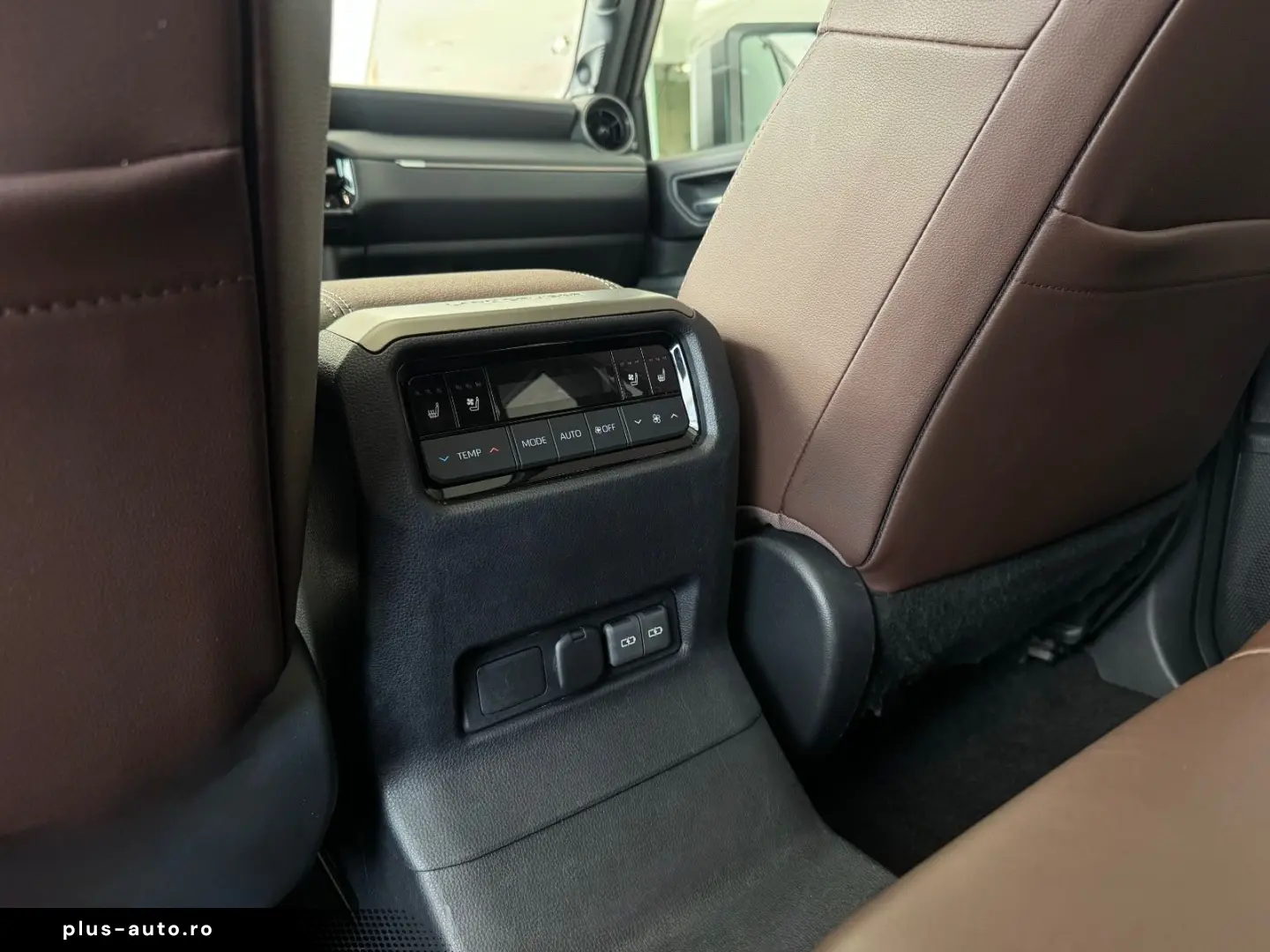TOYOTA Land Cruiser 2.8 7 Sitz H-Up TEC JBL 360 PANORAM