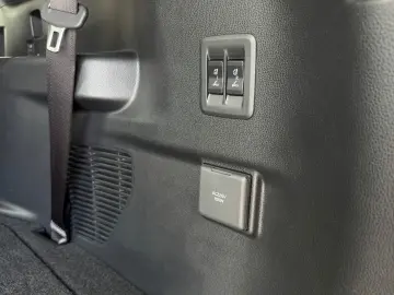 TOYOTA Land Cruiser 2.8 7 Sitz H-Up TEC JBL 360 PANORAM