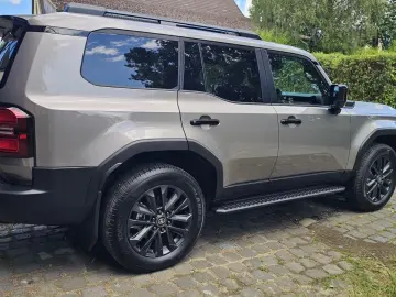 TOYOTA Land Cruiser 2.8 7 Sitz H-Up TEC JBL 360 PANORAM