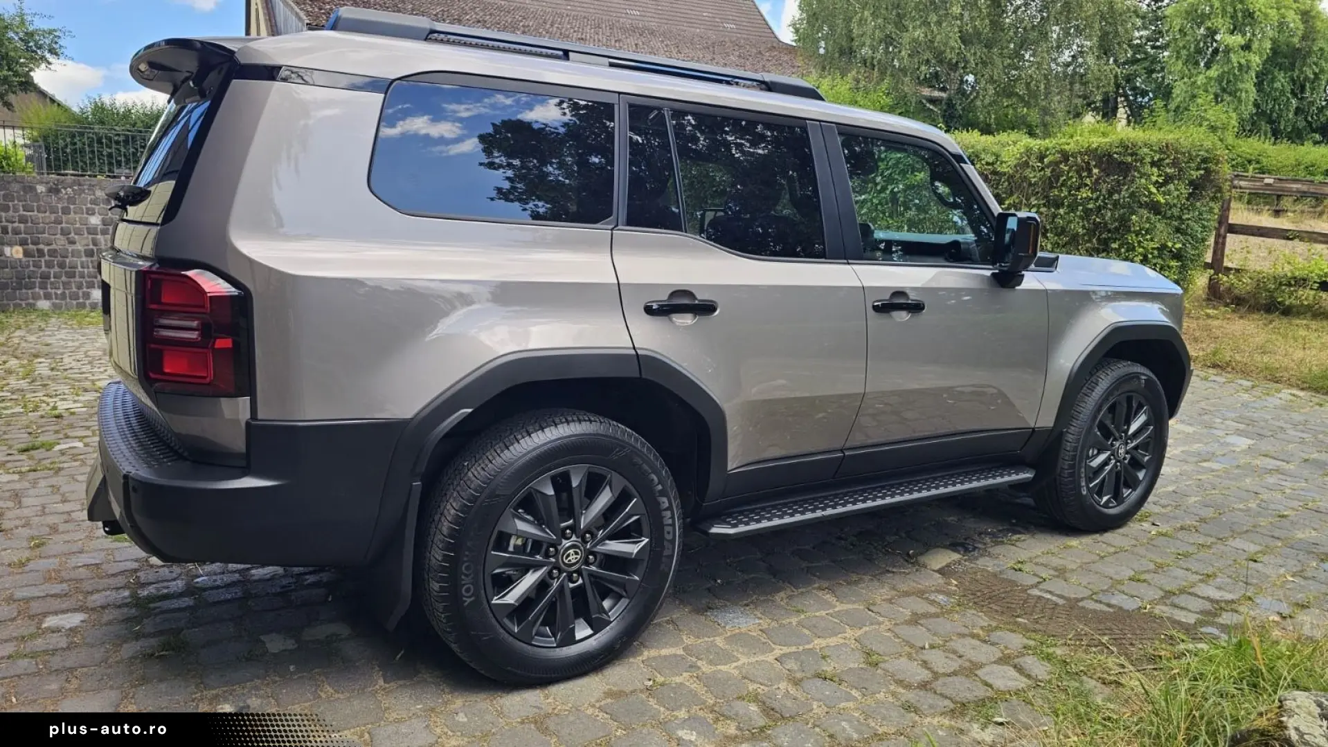 TOYOTA Land Cruiser 2.8 7 Sitz H-Up TEC JBL 360 PANORAM