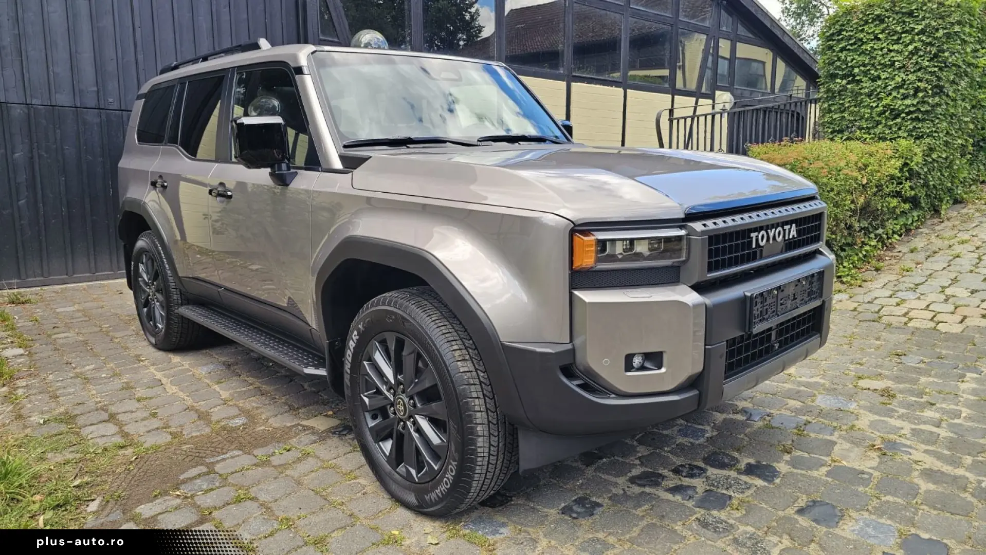 TOYOTA Land Cruiser 2.8 7 Sitz H-Up TEC JBL 360 PANORAM