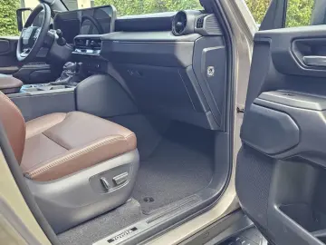 TOYOTA Land Cruiser 2.8 7 Sitz H-Up TEC JBL 360 PANORAM