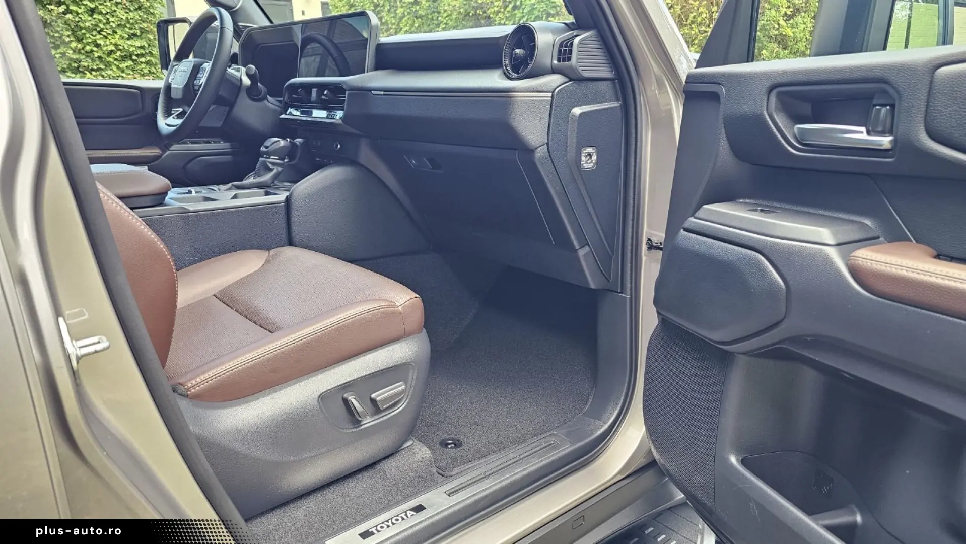 TOYOTA Land Cruiser 2.8 7 Sitz H-Up TEC JBL 360 PANORAM