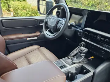 TOYOTA Land Cruiser 2.8 7 Sitz H-Up TEC JBL 360 PANORAM