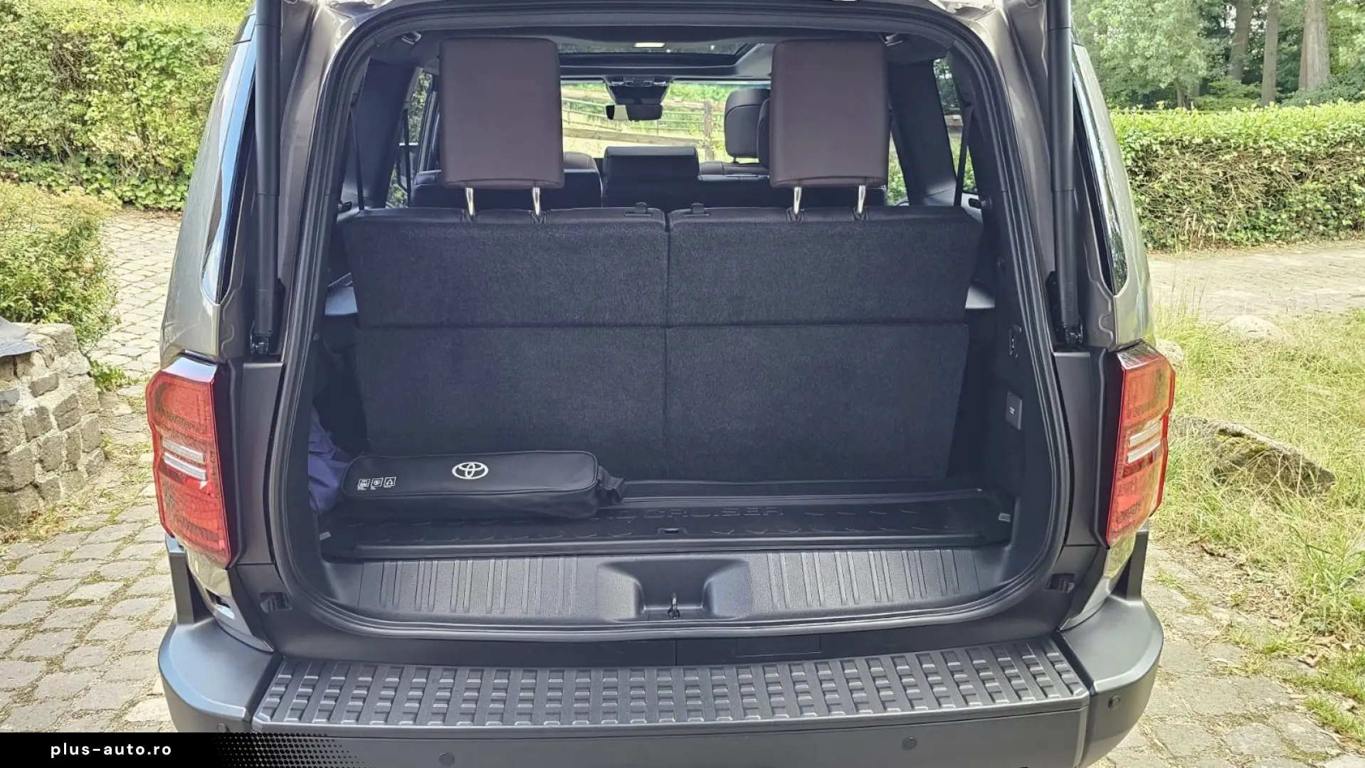 TOYOTA Land Cruiser 2.8 7 Sitz H-Up TEC JBL 360 PANORAM