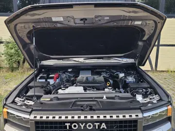 TOYOTA Land Cruiser 2.8 7 Sitz H-Up TEC JBL 360 PANORAM