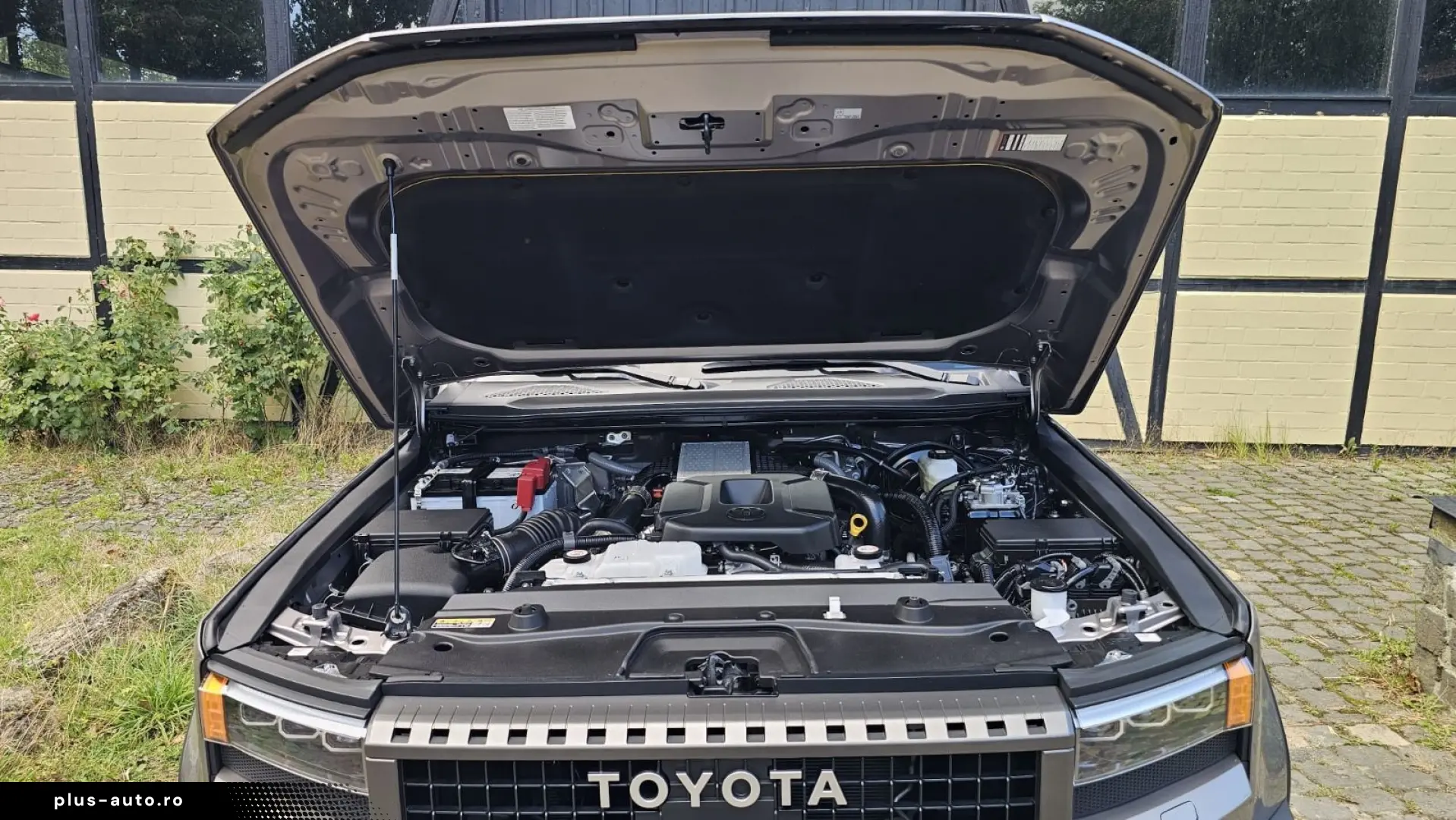 TOYOTA Land Cruiser 2.8 7 Sitz H-Up TEC JBL 360 PANORAM