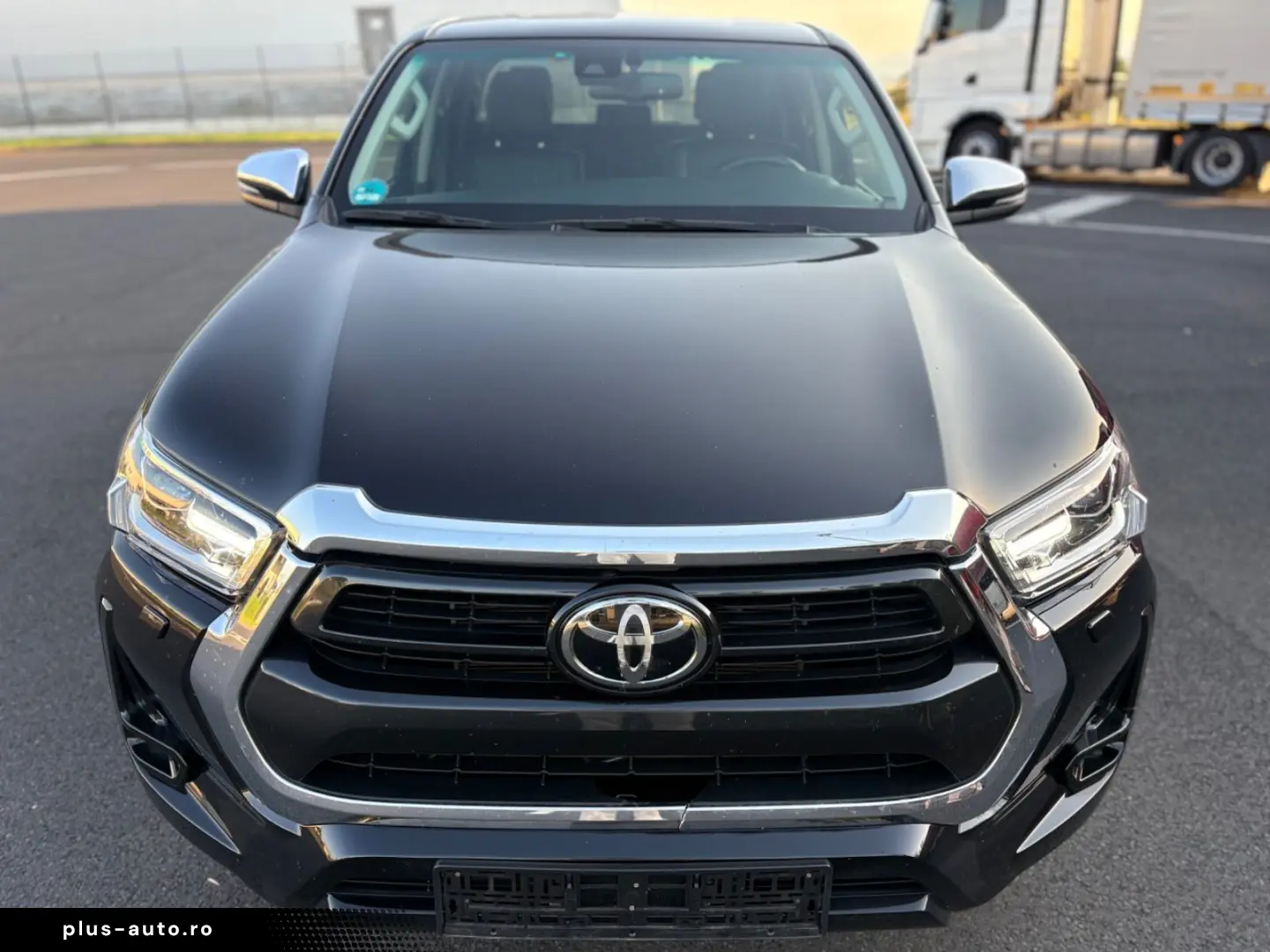 TOYOTA Hilux Double Cab Executive 4x4 AHK KAMERA NAVI