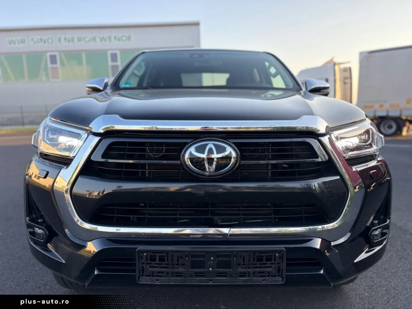 TOYOTA Hilux Double Cab Executive 4x4 AHK KAMERA NAVI