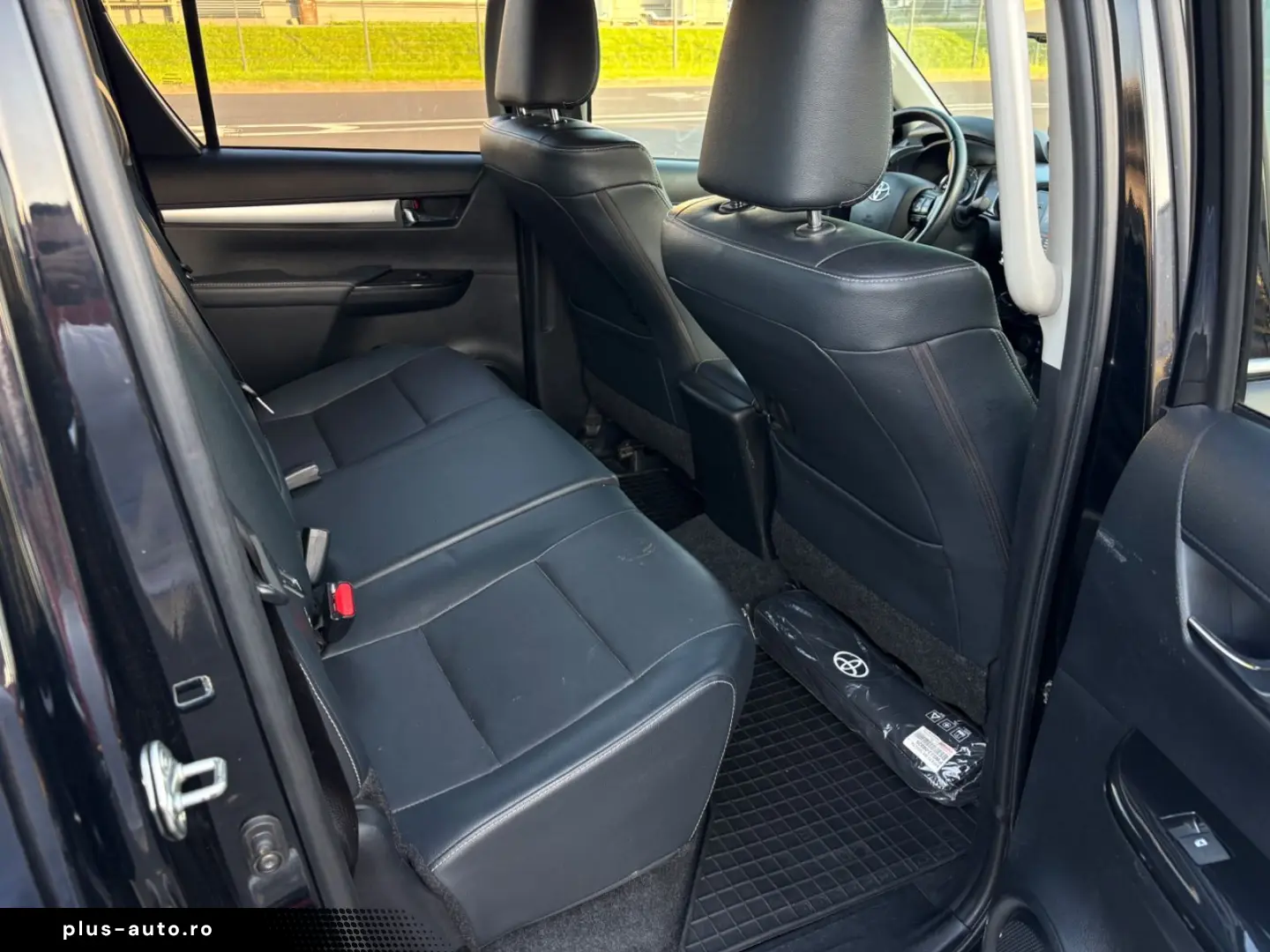 TOYOTA Hilux Double Cab Executive 4x4 AHK KAMERA NAVI