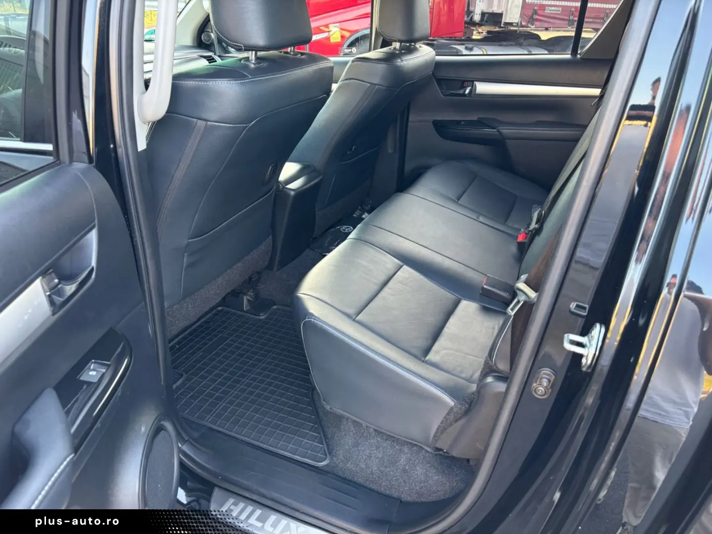 TOYOTA Hilux Double Cab Executive 4x4 AHK KAMERA NAVI